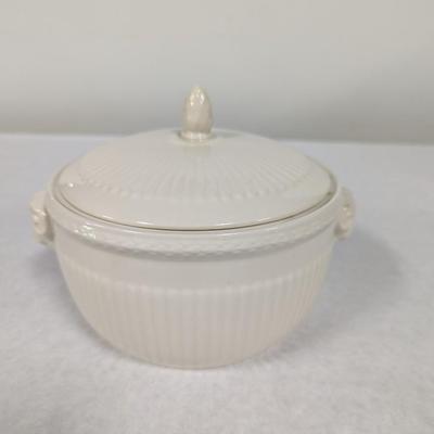 Vintage Wedgewood EDME Ram Head Handled Lidded Tureen Covered Bowl