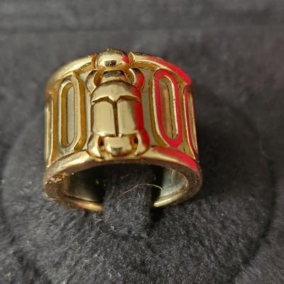 Cartier 18kt Gold Scarab Ring Size 5 1/2 50 16MM w box