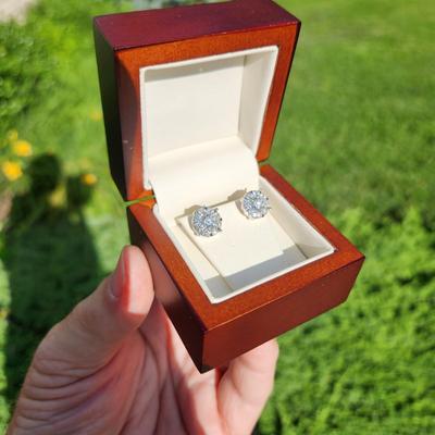 14Kt White Gold & Diamond Cluster Earrings