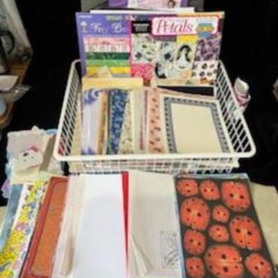 SCRAPBOOKING PAPER