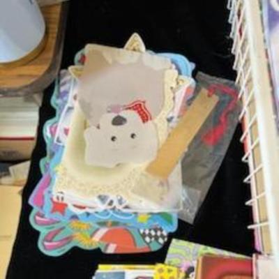 SCRAPBOOKING PAPER