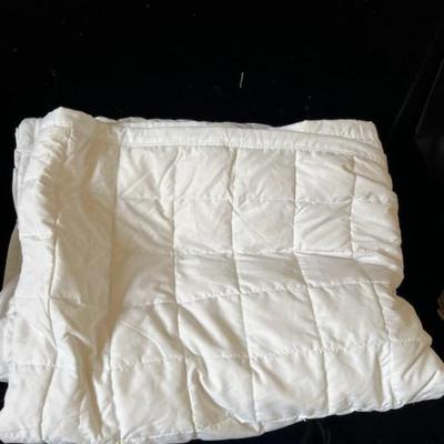 WHITE DOWN BLANKET 112" X 90"