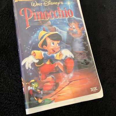 Pinocchio Gold Collection Walt Disney VHS Tape 18679 Classic 60th Anniversary