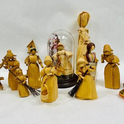 Vintage Handmade Corn Husk Dolls Czechoslovakian Folk Art 9+ pcs