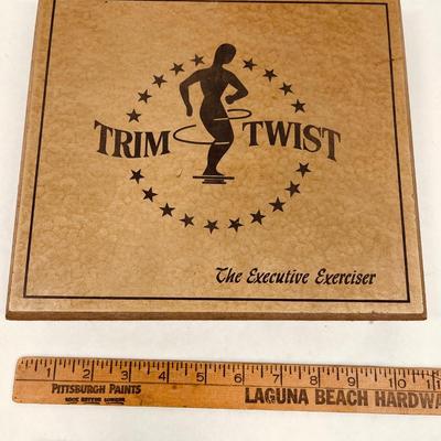 Vintage Trim Twist Executive Exerciser