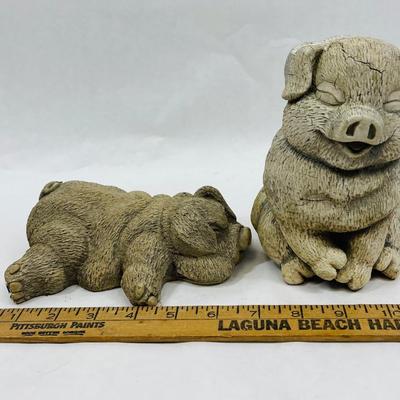 Concrete Pig Piggy Garden Statue Figurines