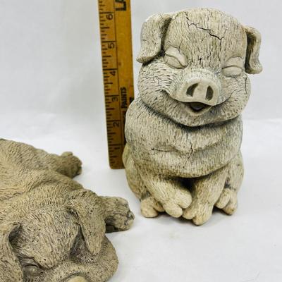 Concrete Pig Piggy Garden Statue Figurines