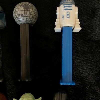 Vintage Star Wars Pez Lot with 16 Dispensers