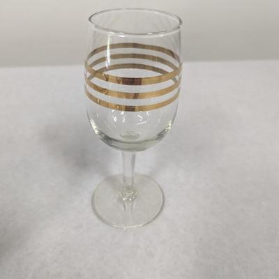 Vintage Decanter And Glasses