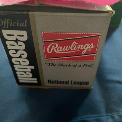 AUTOGRAPHED BASEBALL BOB MILLER