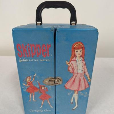 Vintage Mattel Skipper Carrying Case With Skipper Doll And Cloths