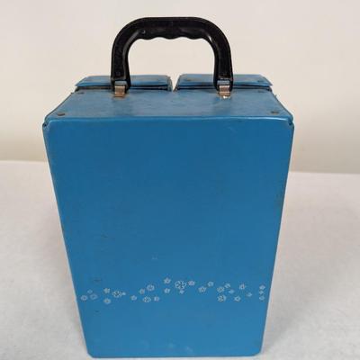 Vintage Mattel Skipper Carrying Case With Skipper Doll And Cloths