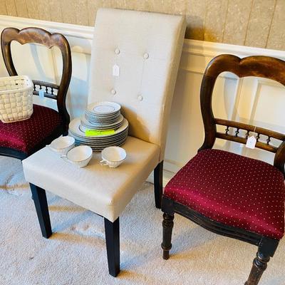 Lot 32: Home Decor & More