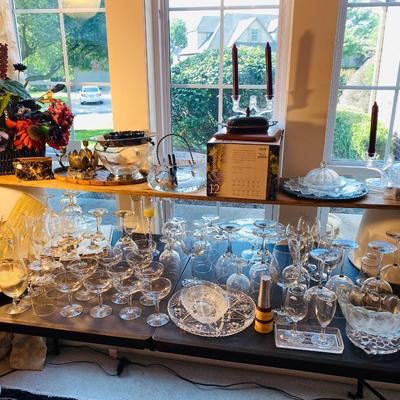 Lot 33: Corner Cabinet, Rug, Glassware & More
