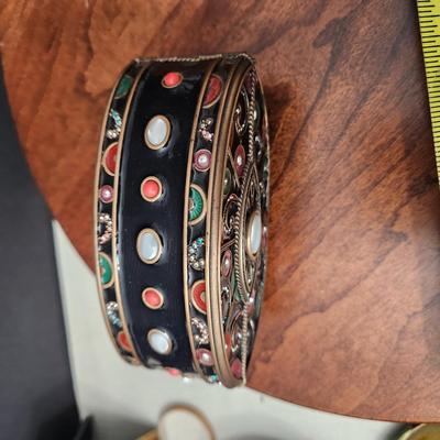 Jay Strongwater Footed Trinket Box