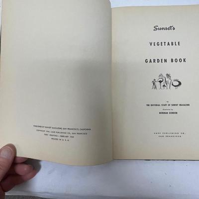 Lot of Garden Books: Seeds, Shrubs, Cactus, Annuals, Vegetables and Western Garden