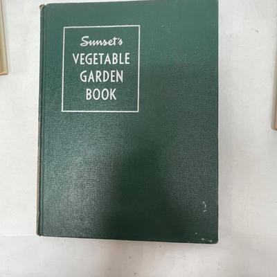 Lot of Garden Books: Seeds, Shrubs, Cactus, Annuals, Vegetables and Western Garden