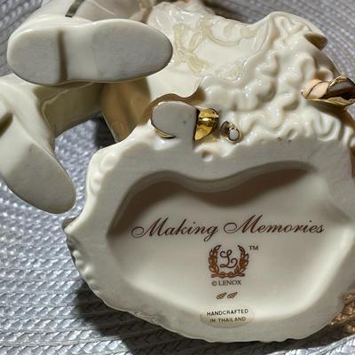 Lenox Bride / Groom Making Memories Figurine / Cake Topper Ivory 24k Gold Accents 8.75