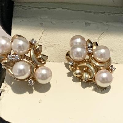 Akoyo Pearl & Diamond Earrings