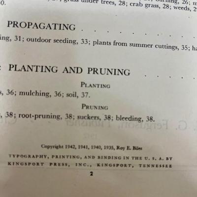 7 pc lot - Garden Plants Books & Pamphlets