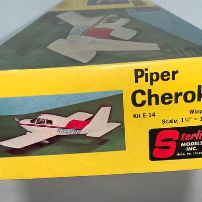 Piper Cherokee Six-Way RC Kit by Sterling