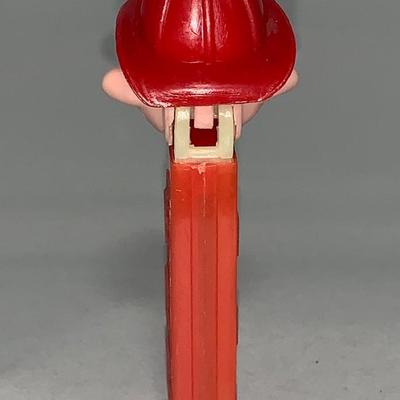 Vintage 3.4 Fireman PEZ Dispenser, No Feet