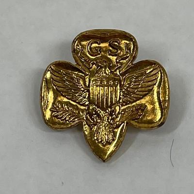 Girl Scout trefoil gold tone pin