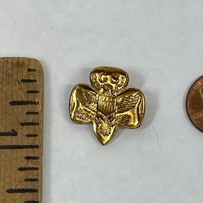 Girl Scout trefoil gold tone pin