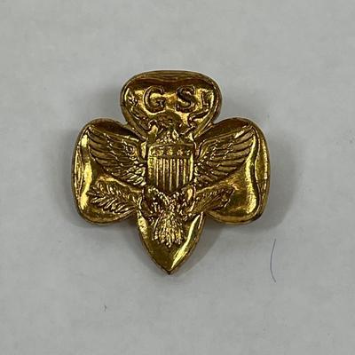 Girl Scout trefoil gold tone pin