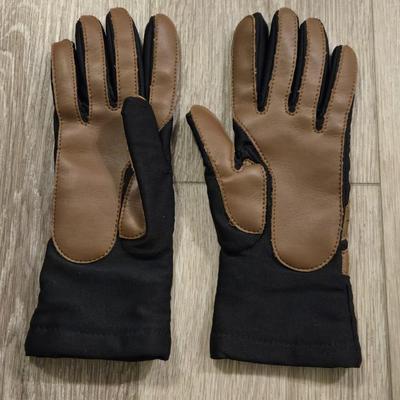 Hanes Gloves