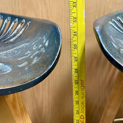 Very solid well made Vintage Bar Stools Brass Kings River Casting Tractor Seat