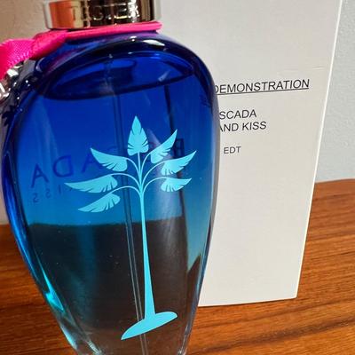Escada Island Kiss EDT Spray Womens Perfume