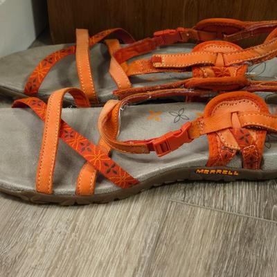 Merrell Sandals