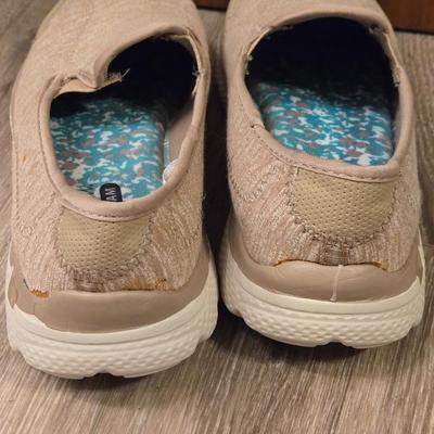 Danskin Memory Foam Shoes