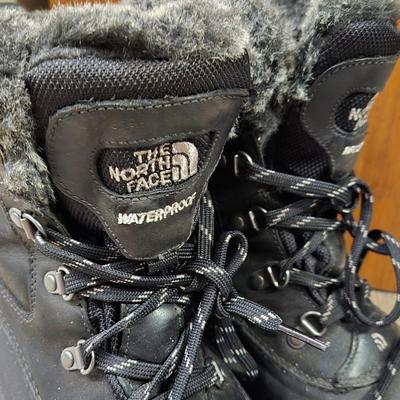 Black North Face Winter Boots