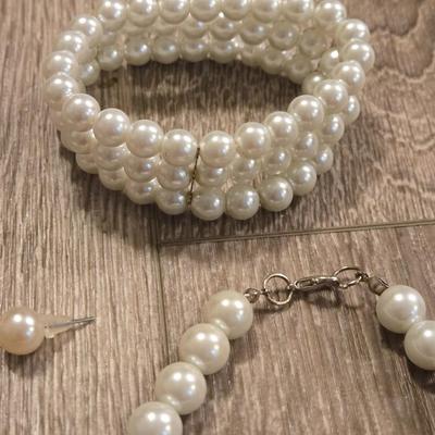 Mixed Jewelry Sets Lot