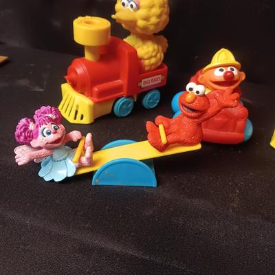 SESAME STREET TOYS