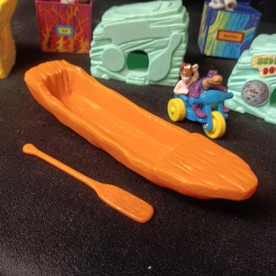 THE FLINTSTONES TOYS AND 3 FINGER PUPPETS