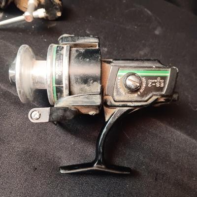5 FISHING REELS IN NEED OF TLC