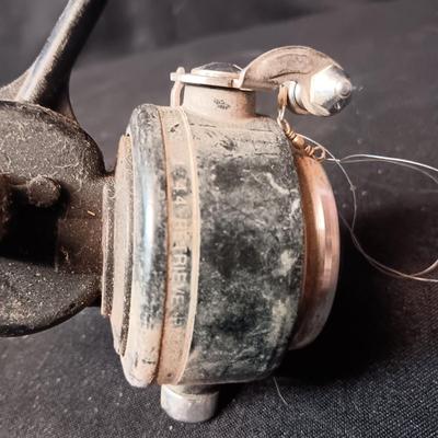 5 FISHING REELS IN NEED OF TLC