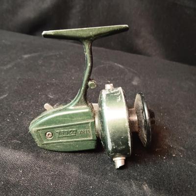 5 MORE FISHING REELS IN NEED OF TLC