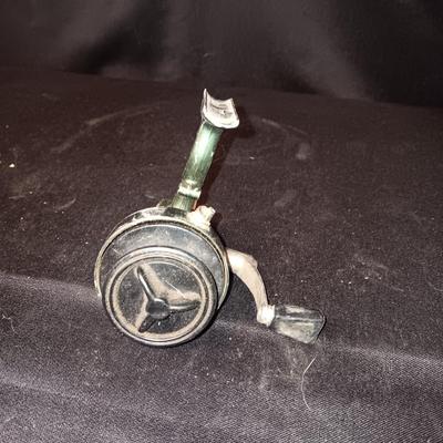 5 MORE FISHING REELS IN NEED OF TLC