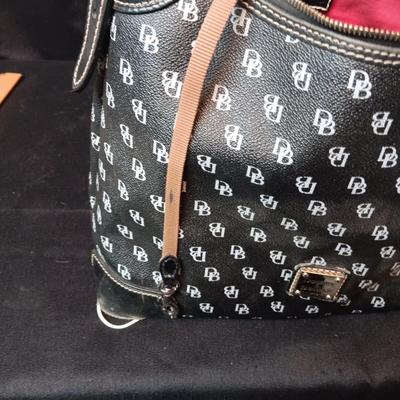 AUTHENTIC DOONEY & BOURKE PURSE WITH SOME WEAR