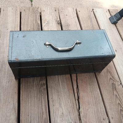 METAL TOOL BOX WITH HAND TOOLS