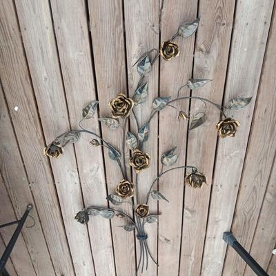 LARGE METAL ROSE WALL HANGING