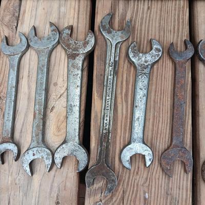 METAL TOOL BOX WITH VINTAGE AND ANTIQUE COMBINATION WRENCHES