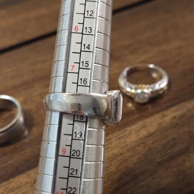 (3) Fashion Rings