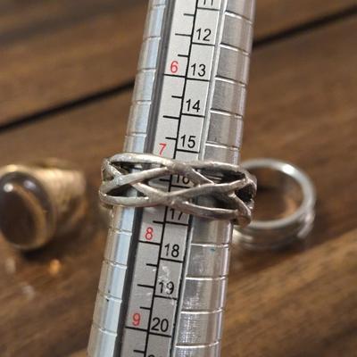 (4) Fashion Rings