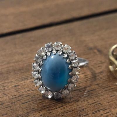 (4) Fashion Rings