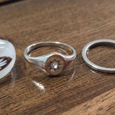 (4) Fashion Rings